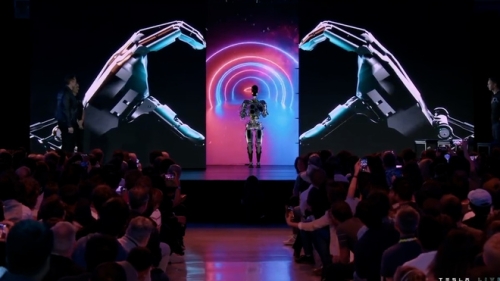 Tesla presenta el nuevo prototipo de su robot humanoide, “Optimus”