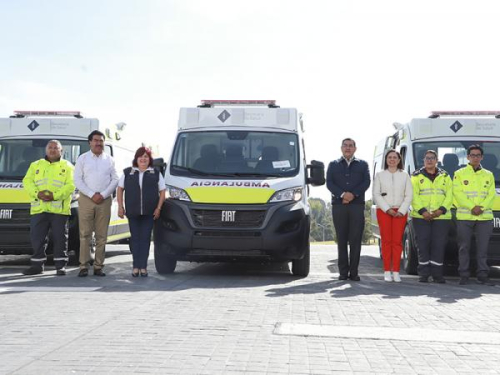 Con entrega de ambulancias, gobierno de Sergio Salomón fortalece red hospitalaria y atención